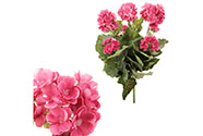 Muškát - kytice z umělých květin, barva růžová.