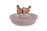 Pítko pro ptáčky zdobené dvěma pěvci - keramika, kruhový tvar, barva šedá.