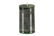Svíčka sloupcovitá nižší - parafínový vosk, bez vůně, barva tmavě zelená.